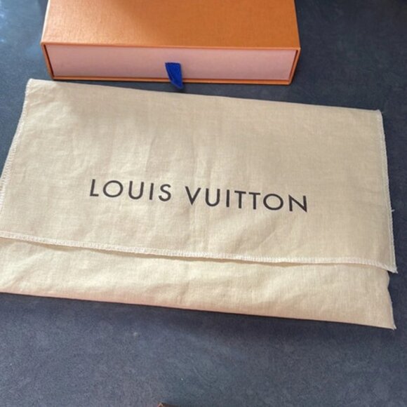 Louis Vuitton Kirogami Medium NWOT - Picture 8 of 8